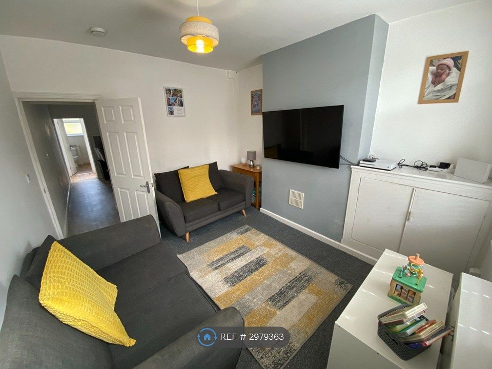 Property photo 2 of 9