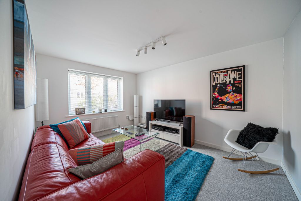 Property photo 3 of 22