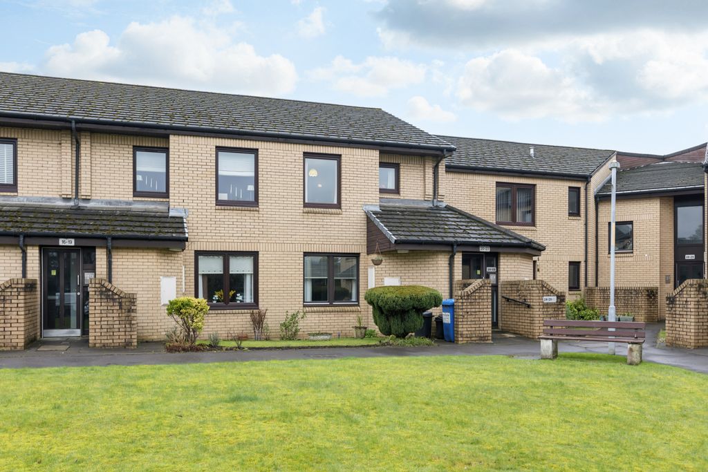 Property photo 1 of 15 1