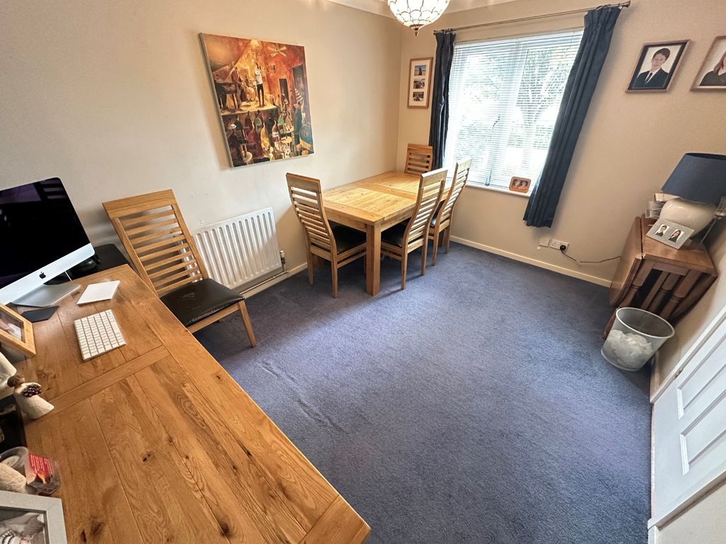 Property photo 3 of 14 4241028