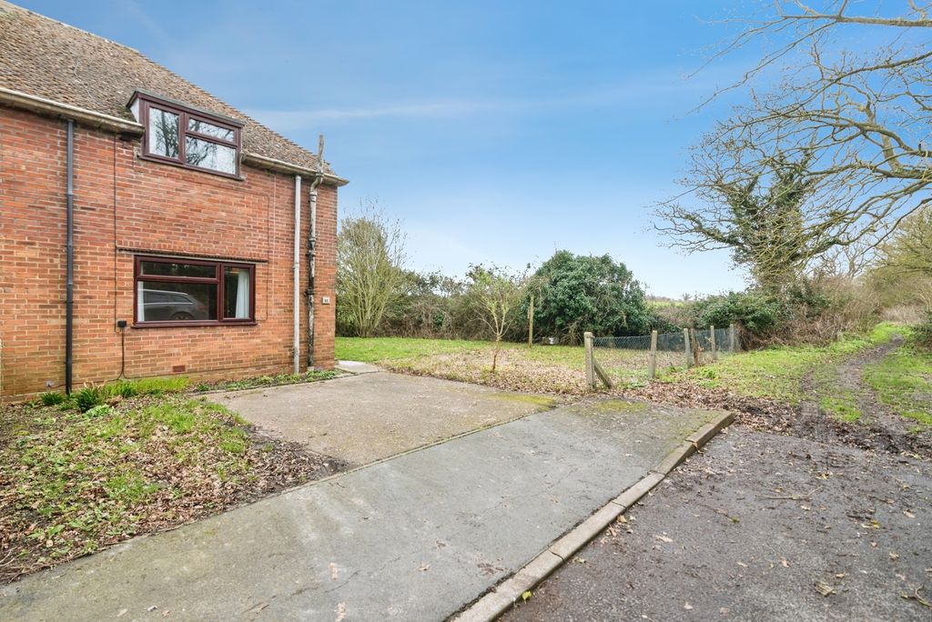 Property photo 1 of 18 Front