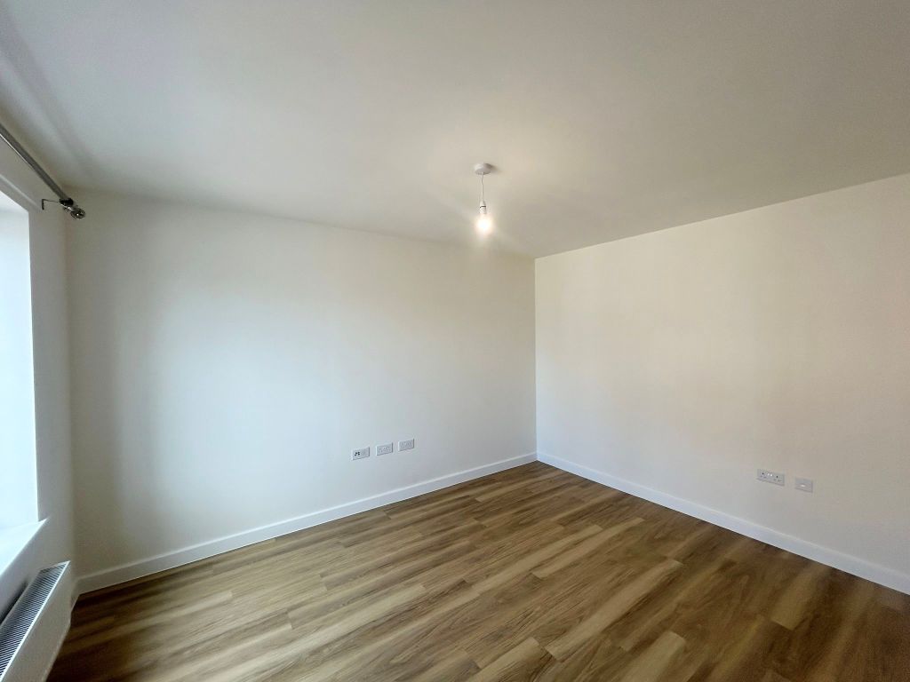 Property photo 3 of 11 Lounge