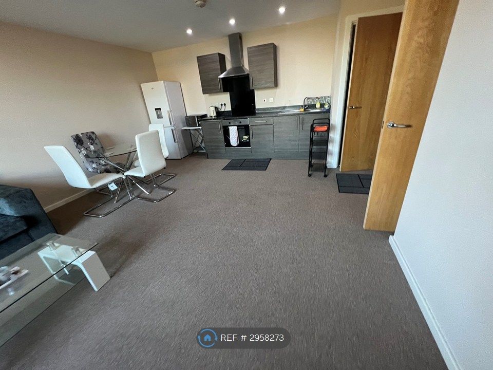 Property photo 2 of 13