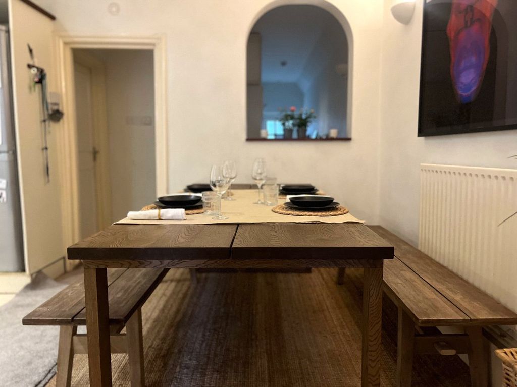 Property photo 3 of 11 Picture No. 12