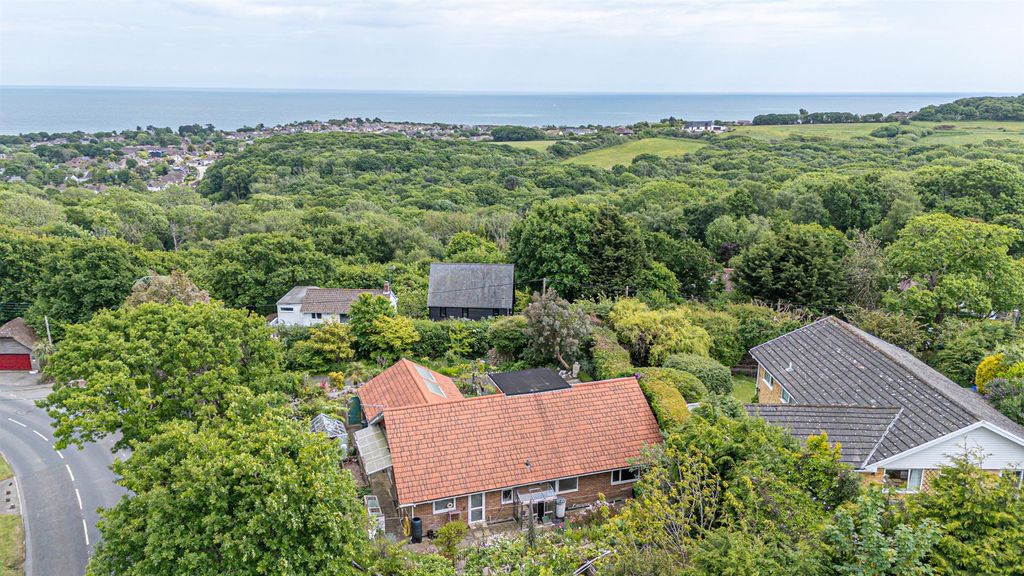 Property photo 2 of 37 Dji_20250523143602_0056_D_Alto.Jpg