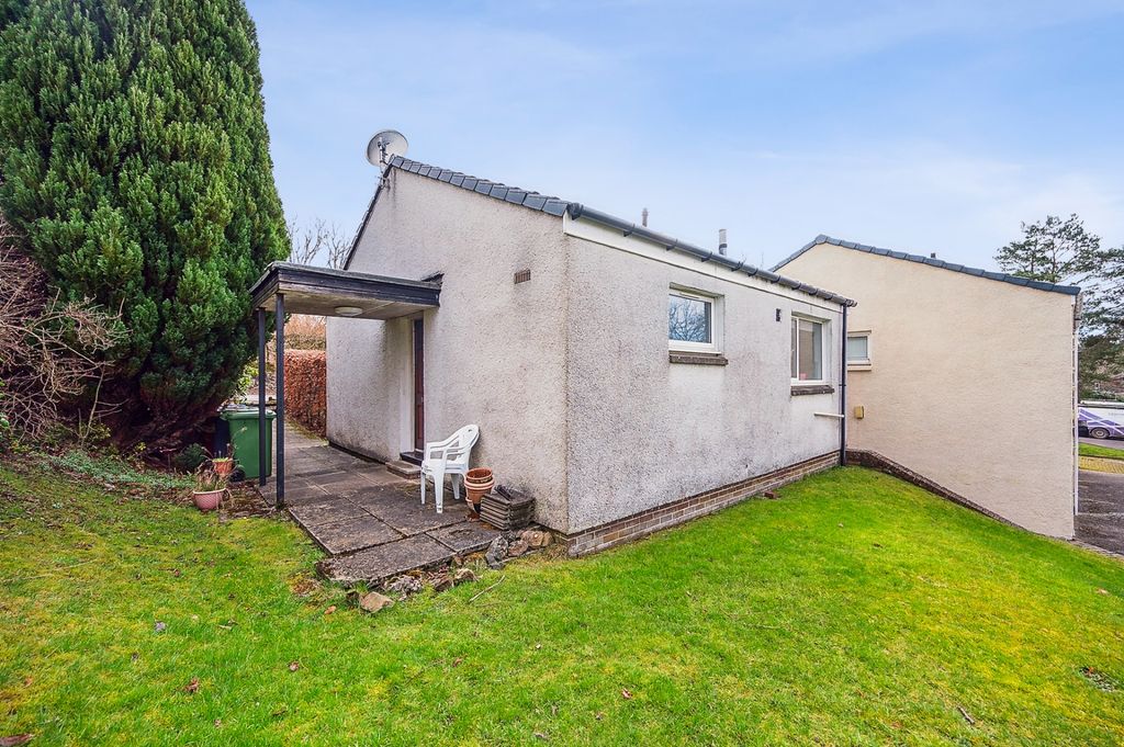 Property photo 2 of 12 2
