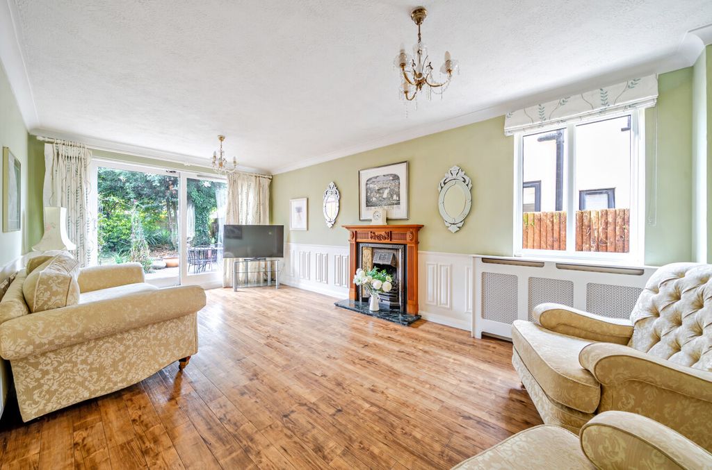 Property photo 2 of 19 1498905-8-6A68d9d...