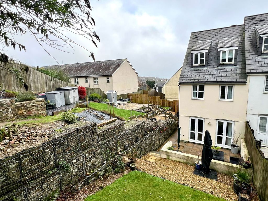 Property photo 1 of 26