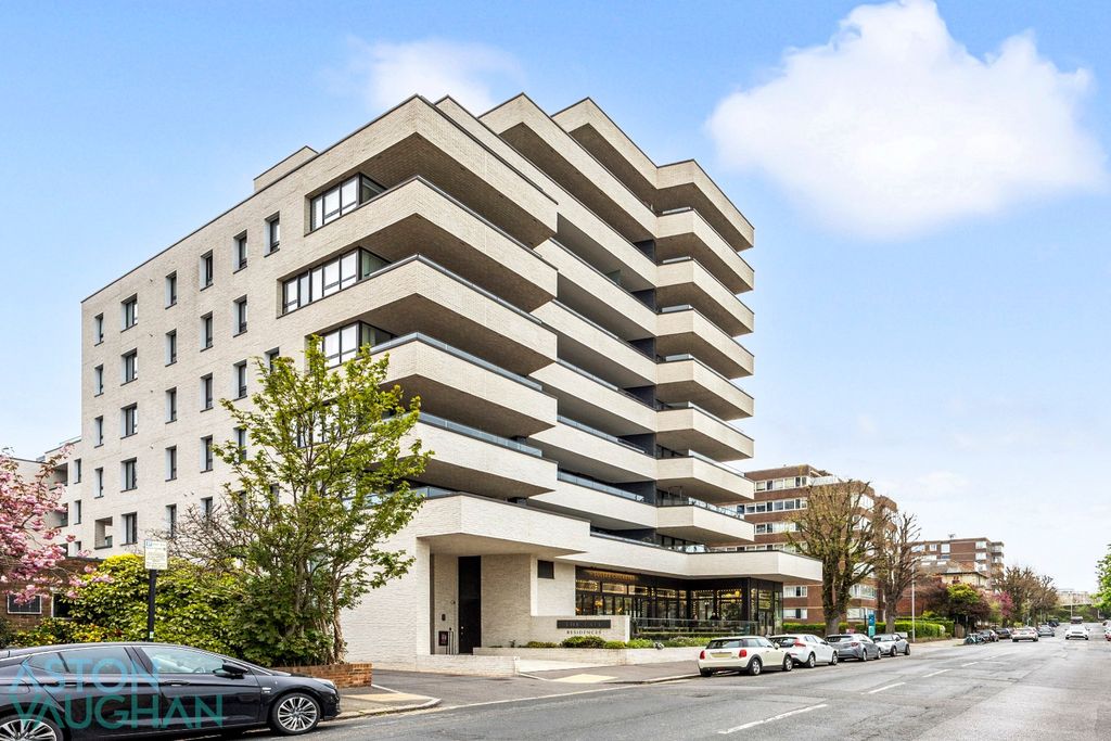 Property photo 2 of 17 5070053