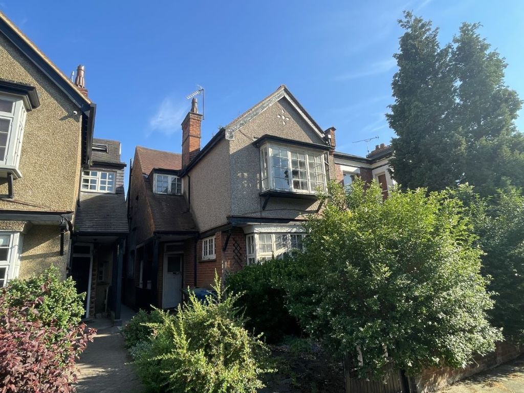 Property photo 1 of 19