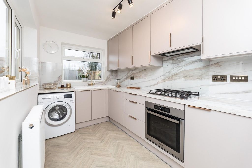 Property photo 1 of 11 5C5A8776.Jpg