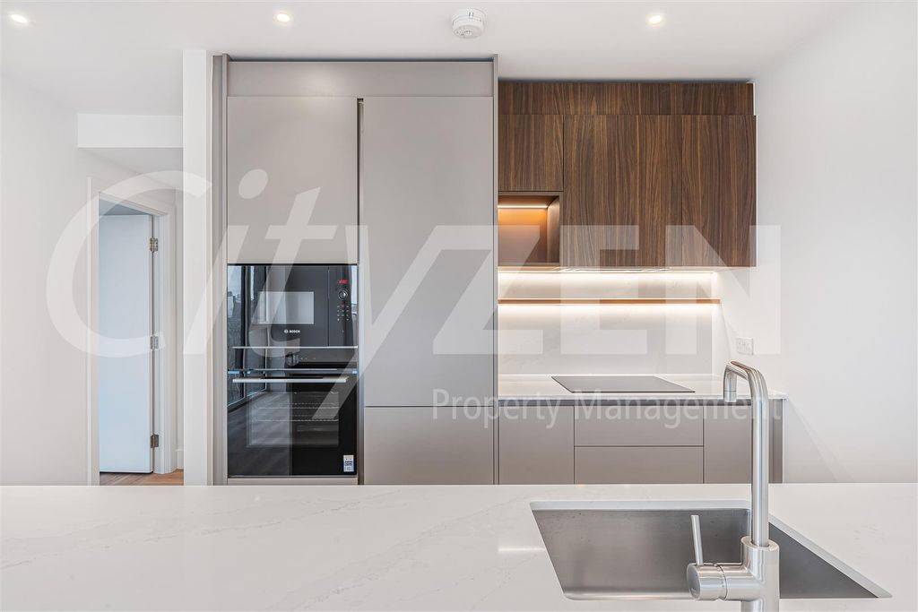 Property photo 2 of 30 Kitchen