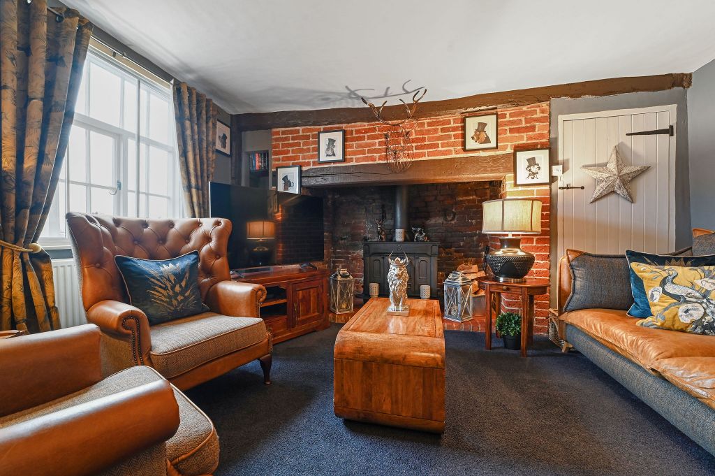 Property photo 2 of 17 Pt-Fc(Wb)-Roselea-22