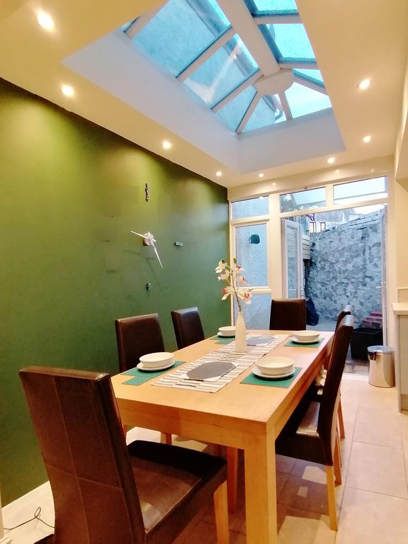 Property photo 1 of 10 Photo 0