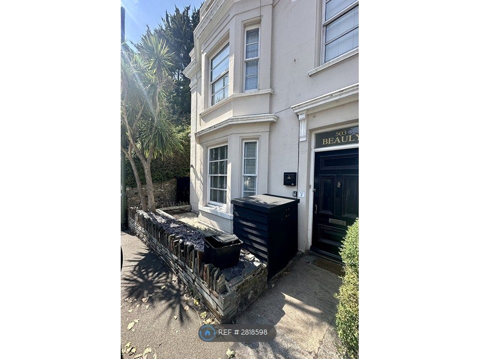 Property photo 1 of 17 Outside