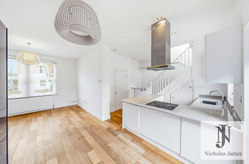 Property photo 2 of 35 Photo 8