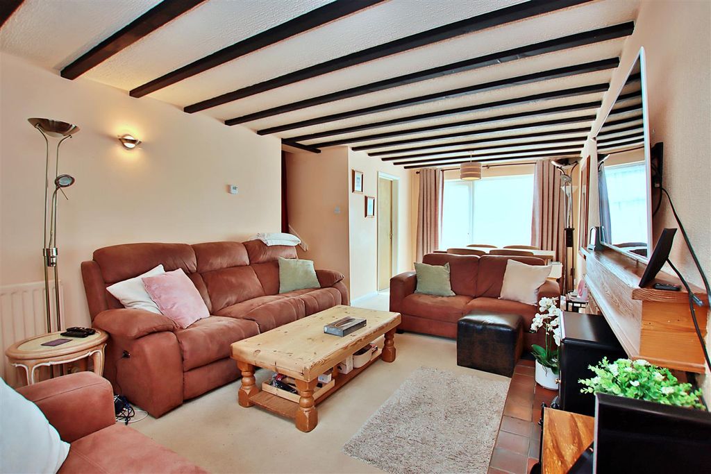 Property photo 3 of 12 Img_6911.Jpg