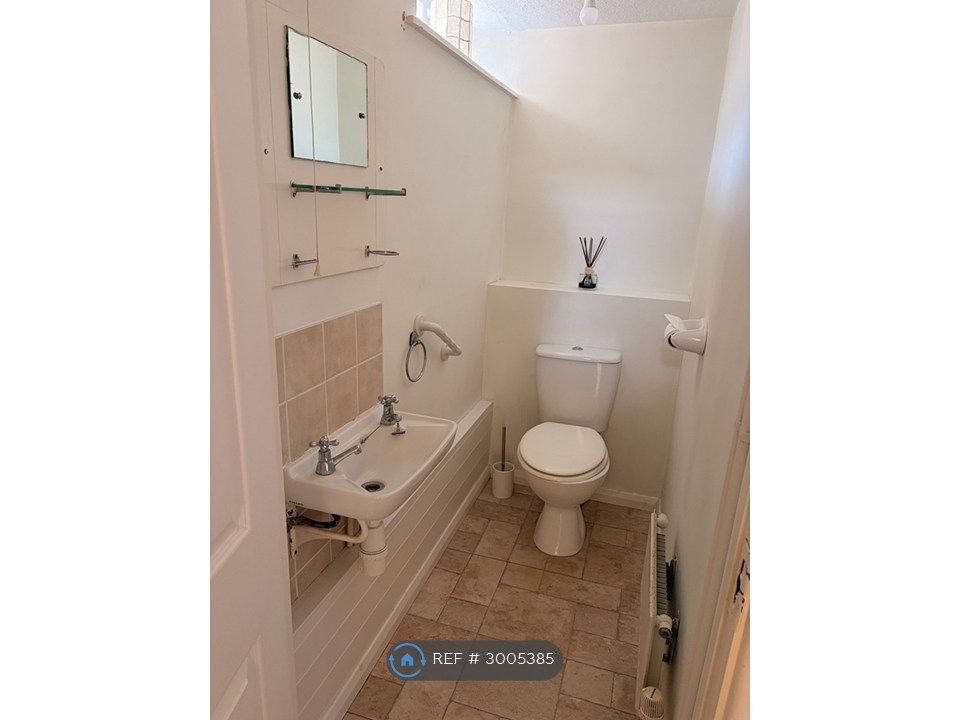Property photo 2 of 9 Downstairs Wc
