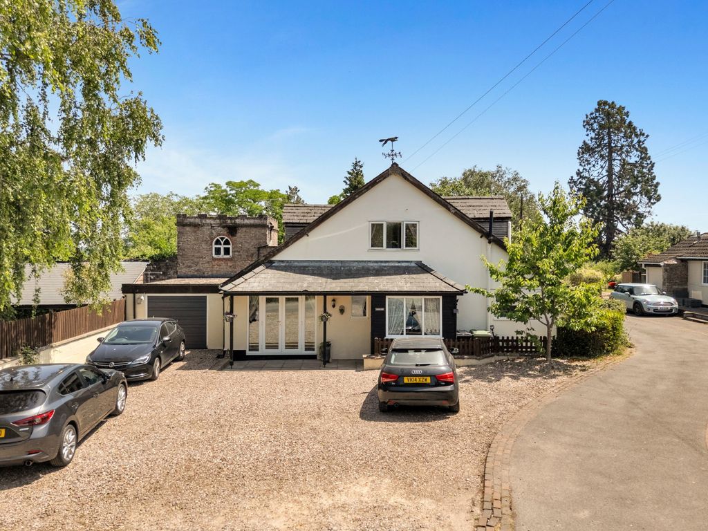 Property photo 1 of 16