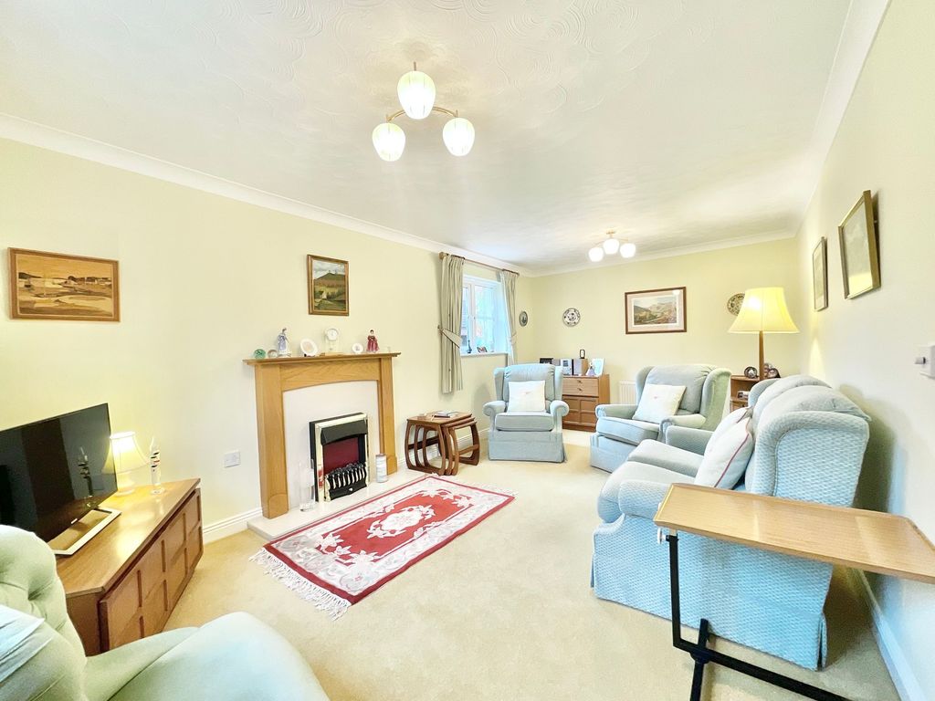 Property photo 3 of 22