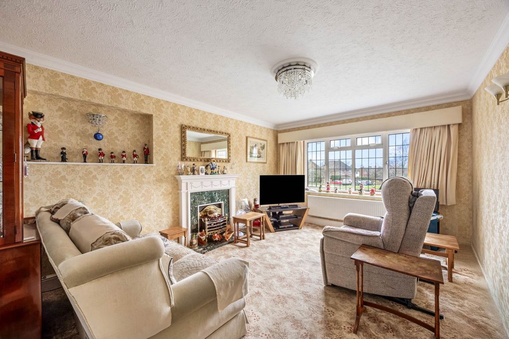 Property photo 3 of 26