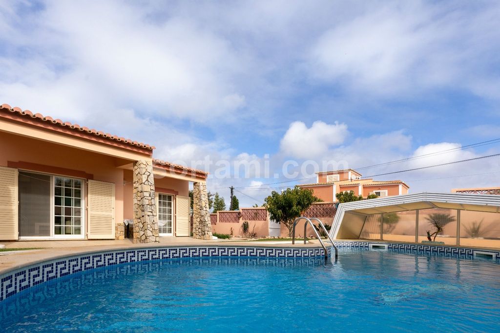 Property photo 1 of 41