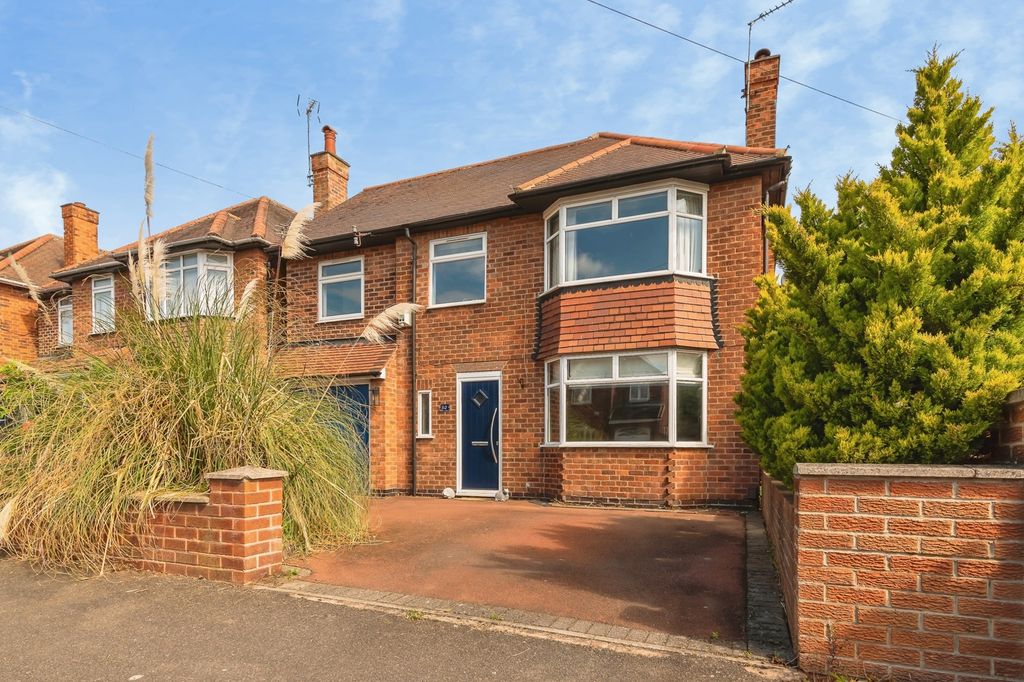 Property photo 1 of 20 Pbox-Img.Jpg
