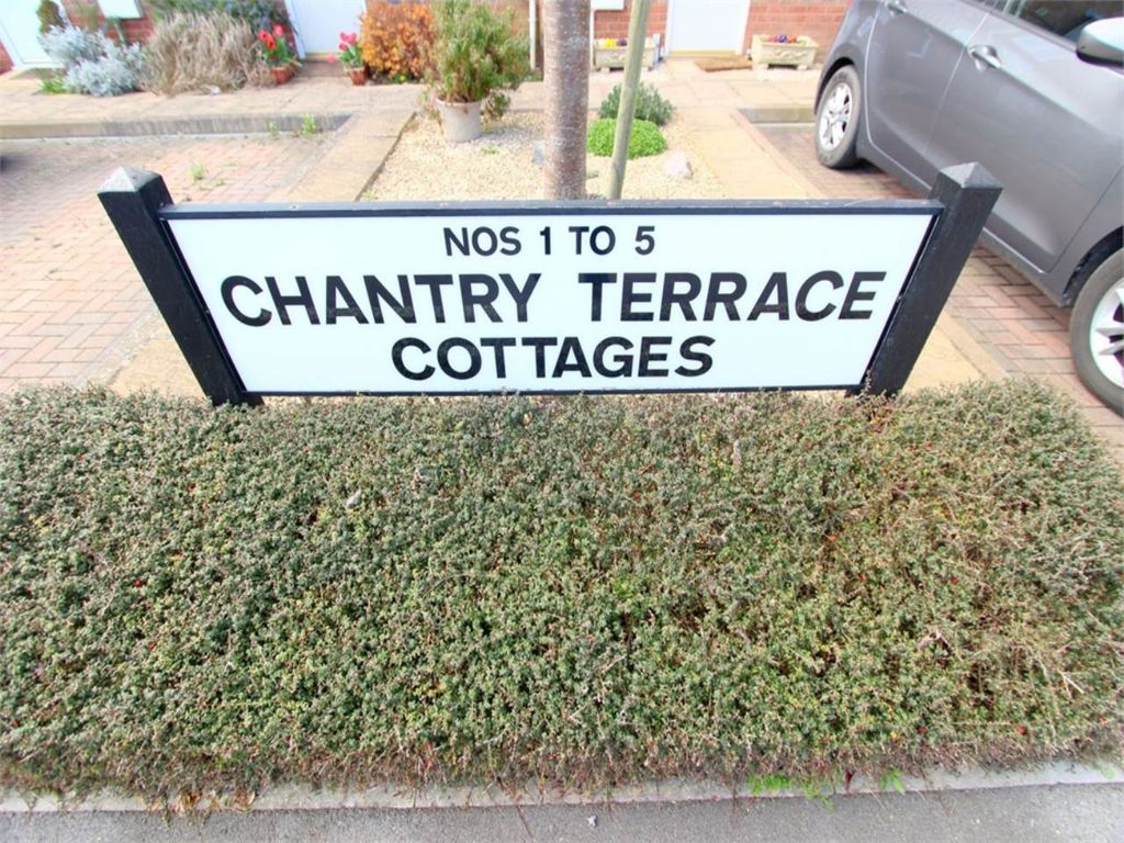 Property photo 3 of 10 4114493_3