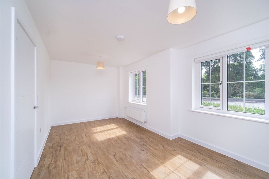 Property photo 3 of 7 Picture No. 05