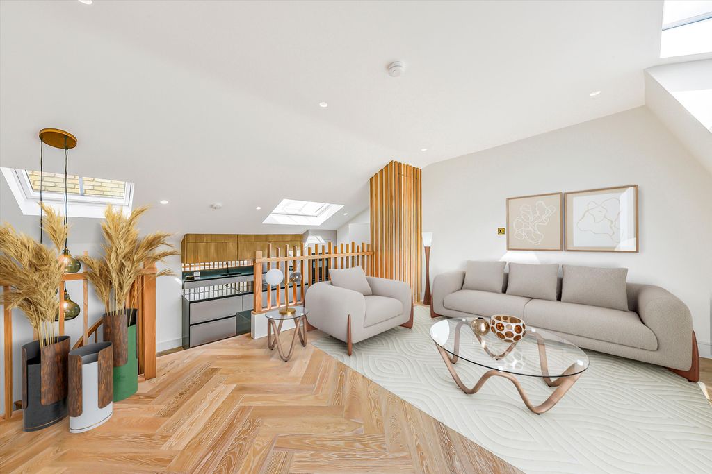 Property photo 3 of 16 Image