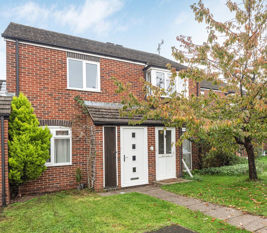 Property photo 1 of 10 Photo 01