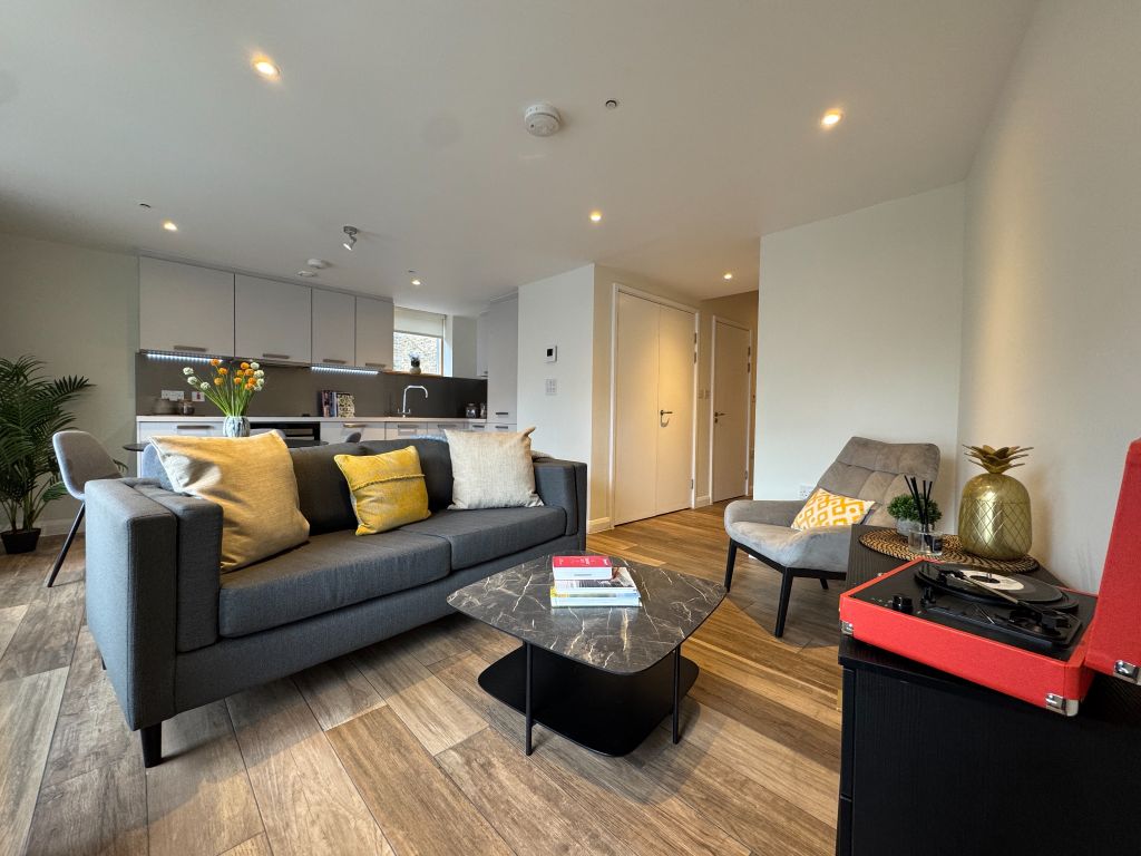 Property photo 2 of 9