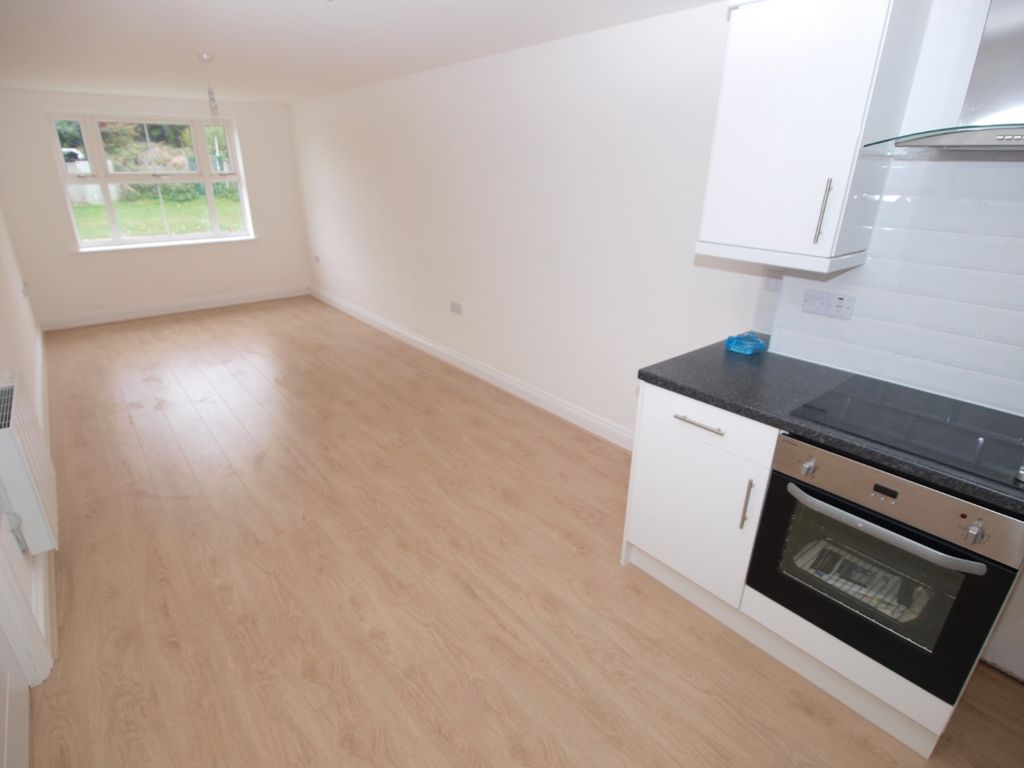 Property photo 2 of 7 1690762