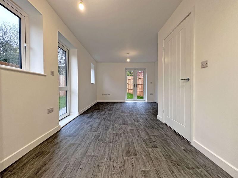 Property photo 2 of 18 Reception