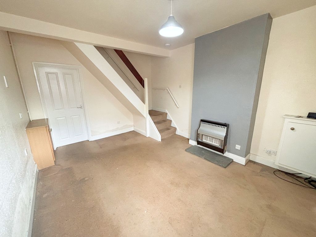 Property photo 2 of 7 Photo 2