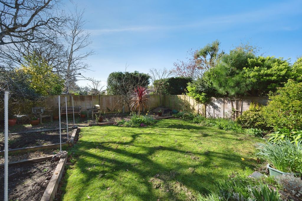 Property photo 2 of 20 Pbox-Img.Jpg