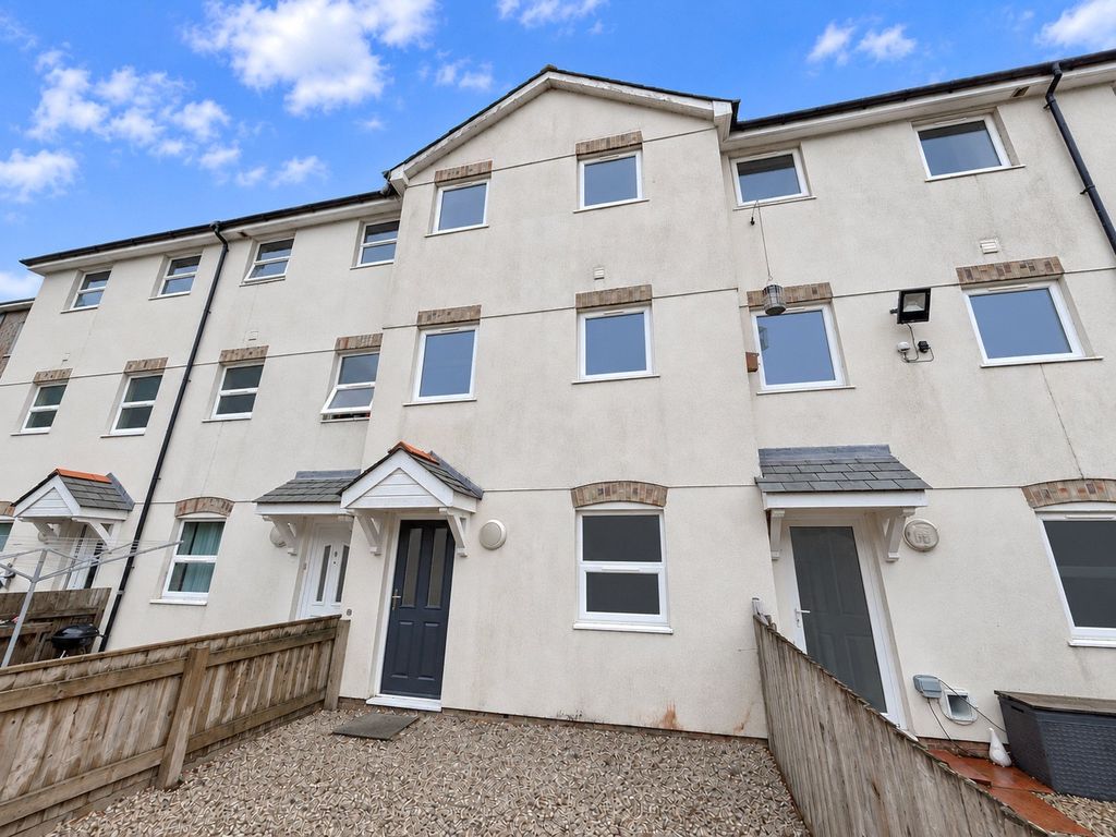 Property photo 1 of 12 1 - Picture No. 01