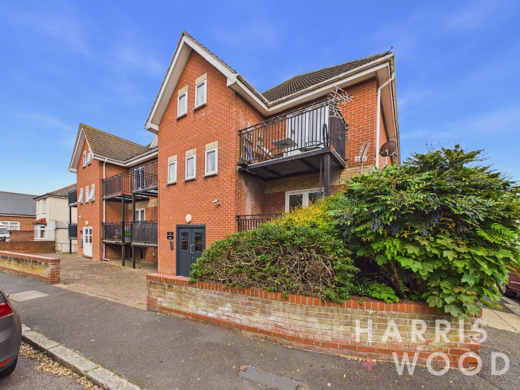 Property photo 1 of 11 5144571