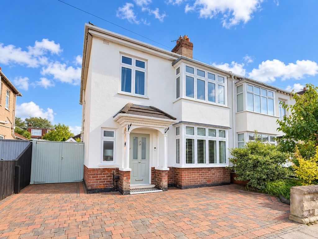 Property photo 1 of 18