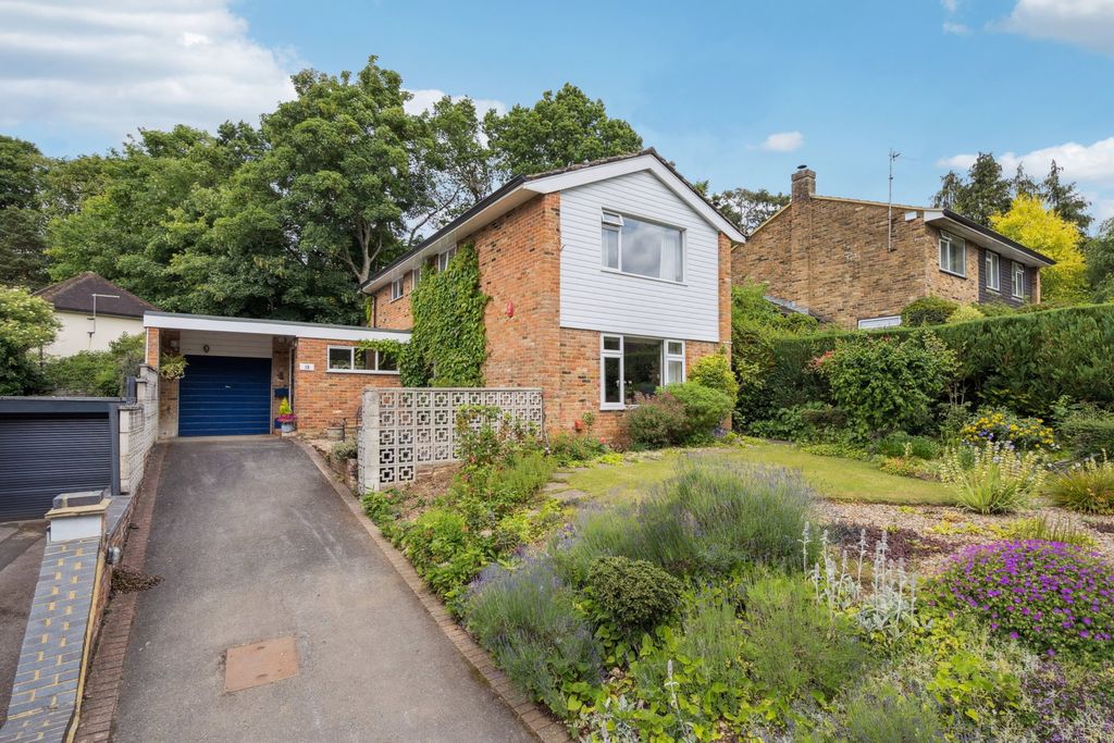 Property photo 1 of 16