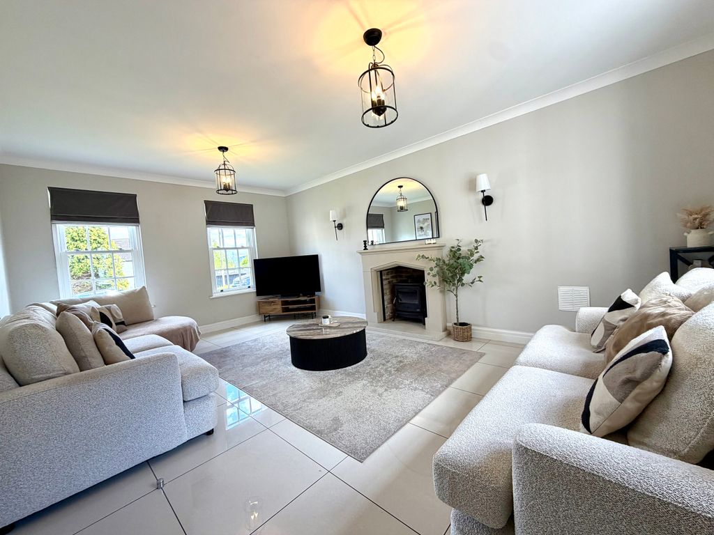 Additional image 4 of 4 bed detached house for saleCyfartha Court, Merthyr CF47