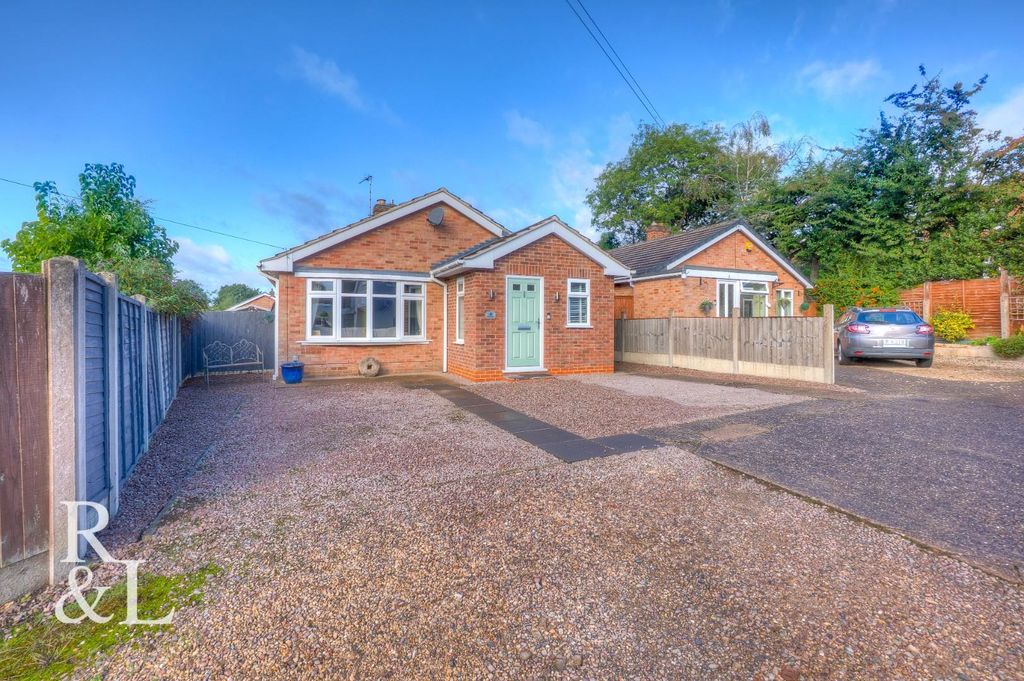 Property photo 1 of 27 Royston&Lund (1).Jpg