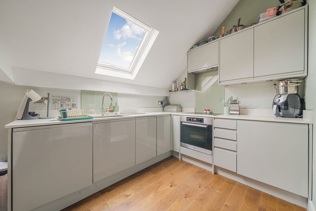 Property photo 3 of 13 Kitchen