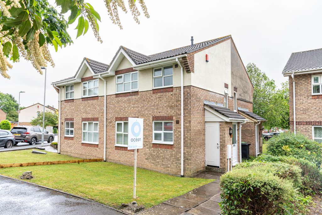 Property photo 1 of 9 A7405269-12