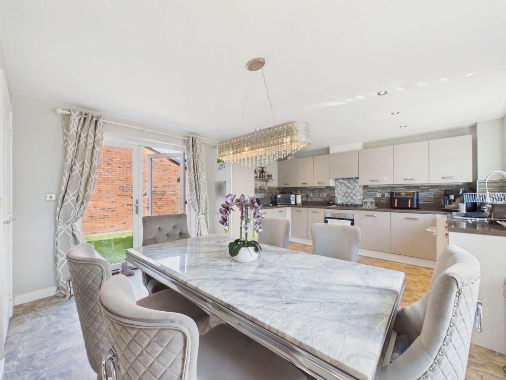 Property photo 3 of 21 5277006
