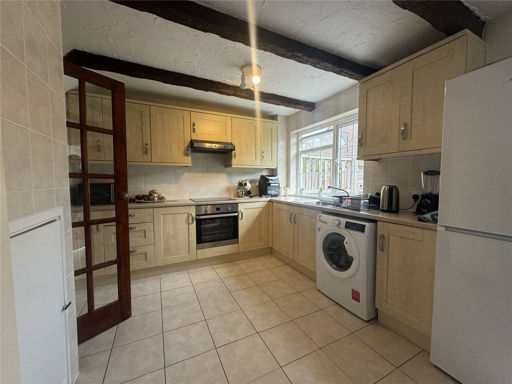 Property photo 3 of 9 Picture No. 10
