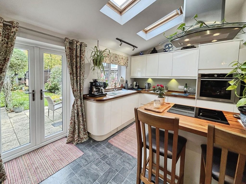 Property photo 2 of 22 0Af331Bb-Img_9189.Jpeg