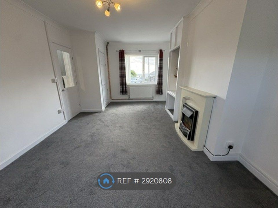 Property photo 2 of 9 Living Room