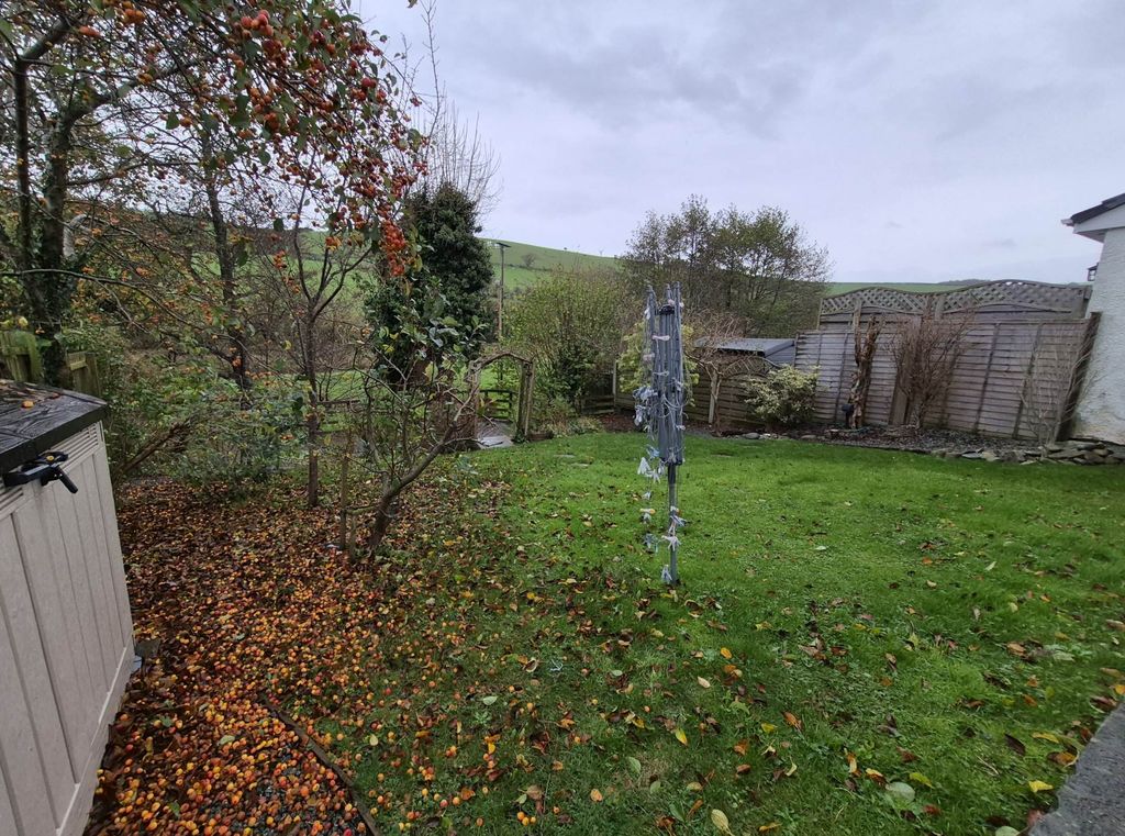 Property photo 3 of 20