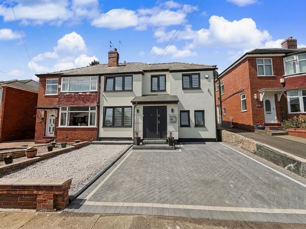 Property photo 1 of 45
